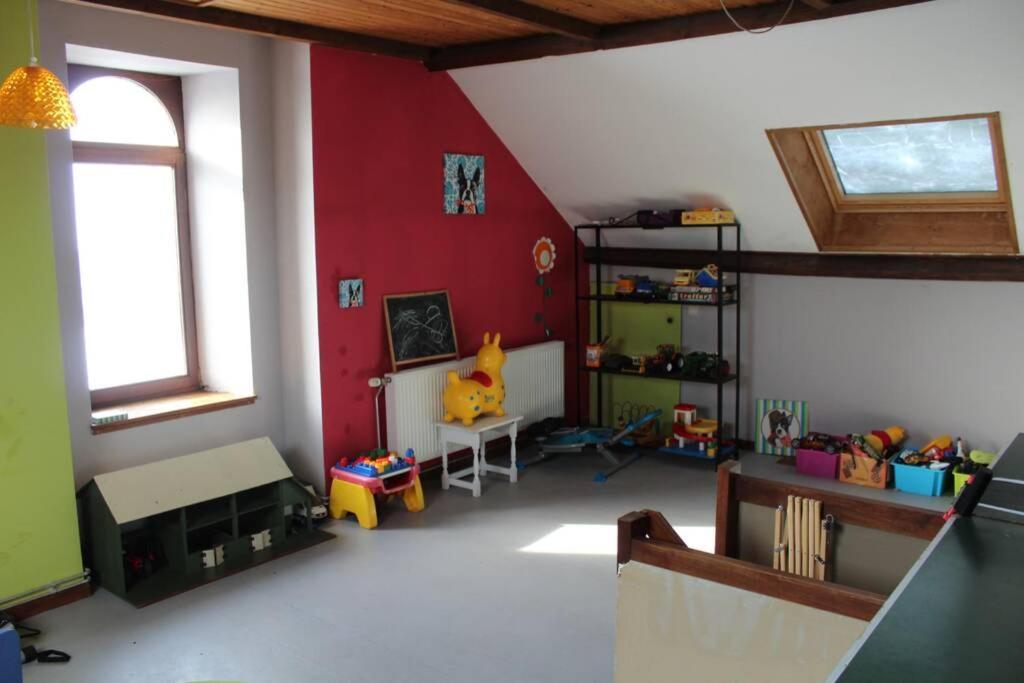 Villa L'ancienne école d'Erpigny Érezée Esterno foto