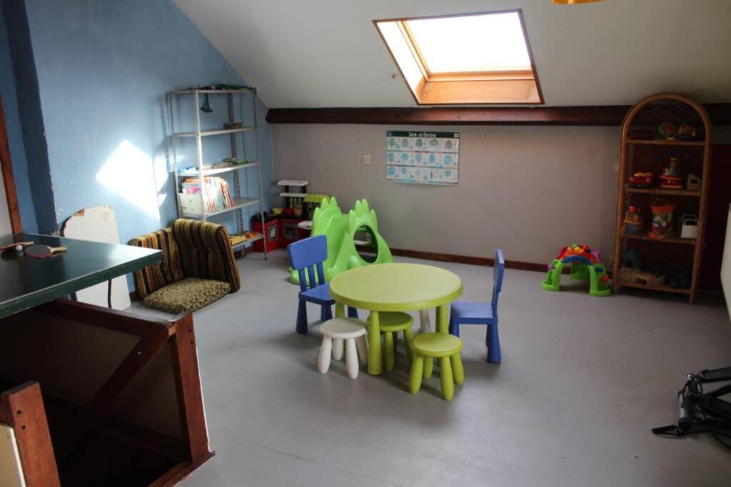 Villa L'ancienne école d'Erpigny Érezée Esterno foto